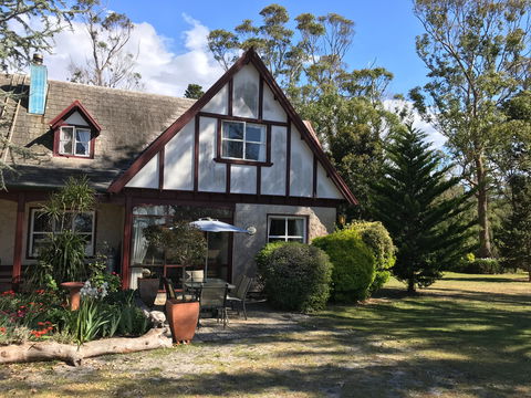 Swan Cove On Raymond Island - Tourism Canberra 0