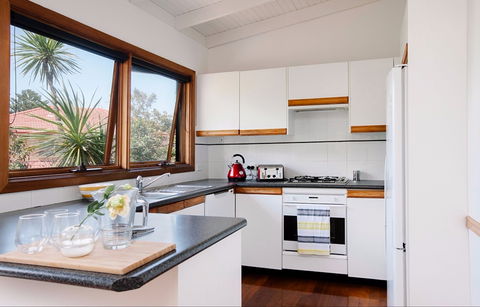 The Loft House At Coalcliff - Tourism Canberra 5