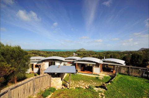 West End Beach House - Tourism Canberra 2