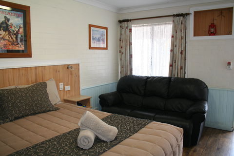 Winchester Motel Moree - Tourism Canberra 2