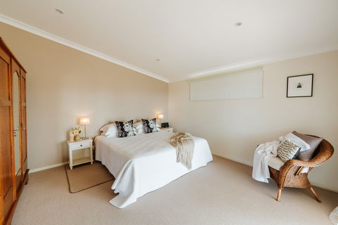 Yellow Dog Cottage - Tourism Canberra 3
