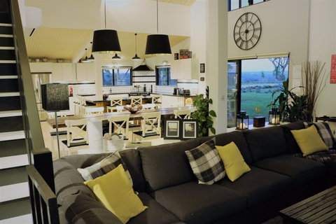 Abercrombie Ridge - Tourism Canberra 4