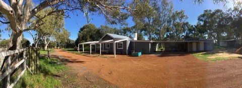 Aintree Cottage - Tourism Canberra 0