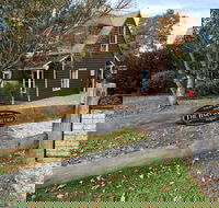 Arcadia Cottages at Cambewarra - Tourism Canberra