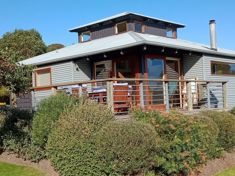 Butler's Bend Holiday Villa - Tourism Canberra 1