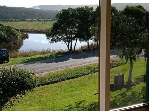 Butler's Bend Holiday Villa - Tourism Canberra 6