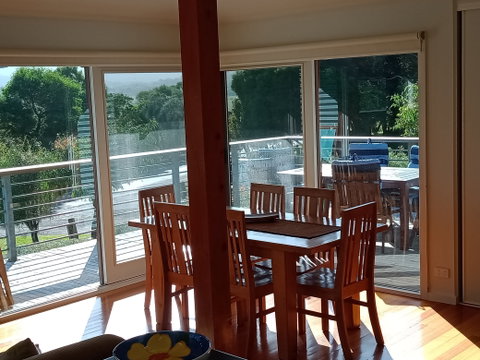 Butler's Bend Holiday Villa - Tourism Canberra 8