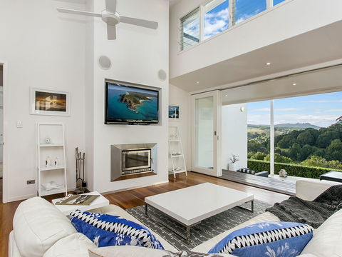 Byron's Brae - Tourism Canberra 3