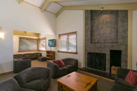 Cooroona Alpine Lodge - Tourism Canberra 5