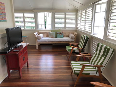 Daggoombah Holiday House - Tourism Canberra 1