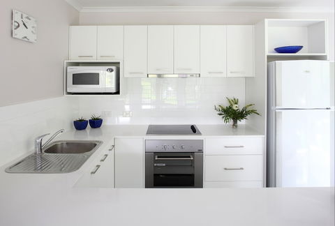 Edgewater Terraces At Metung - Tourism Canberra 1