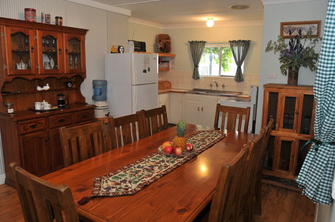 Ellenor Ivy Cottage - Tourism Canberra 1