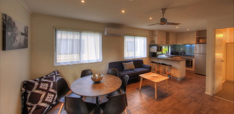 Eureka Stockade Holiday Park - Tourism Canberra 2