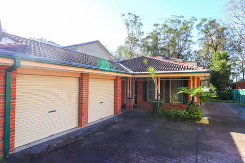 Kingfisher Lakehouse - Tourism Canberra 1