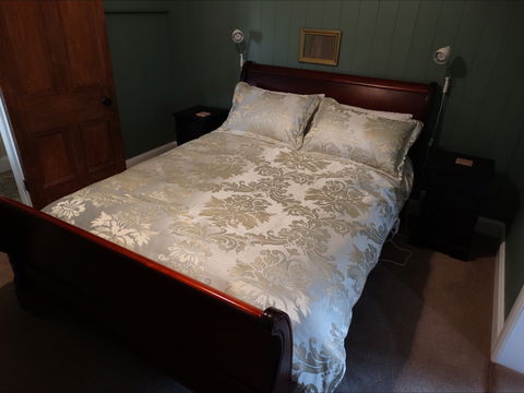 Loughmore House And Cottage - Tourism Canberra 6