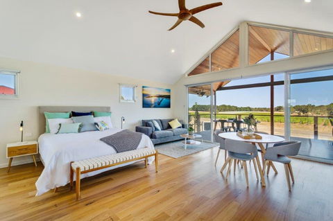 McGlashan Estate Luxury Eco Villas - Tourism Canberra 1