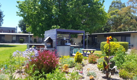 Meeniyan Motel And Bike Hire - Tourism Canberra 7