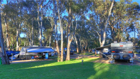 Moama Riverside Holiday And Tourist Park - Tourism Canberra 6