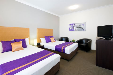Park Regis Anchorage - Tourism Canberra 4