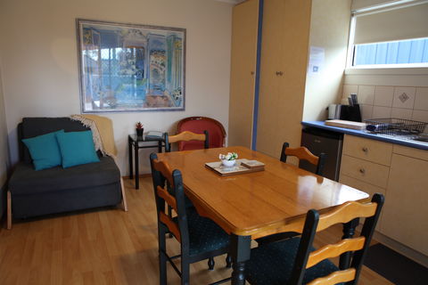 Sails On Port Sorell Boutique Apartments - Tourism Canberra 7