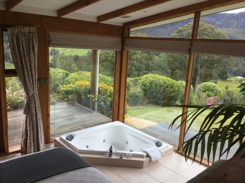 Shanleys Huon Valley - Tourism Canberra 1