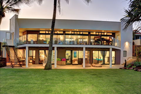 ZEN Beach Retreat - Tourism Canberra 3