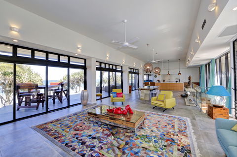 ZEN Beach Retreat - Tourism Canberra 7