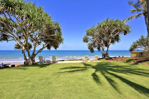 ZEN Beach Retreat - Tourism Canberra 9