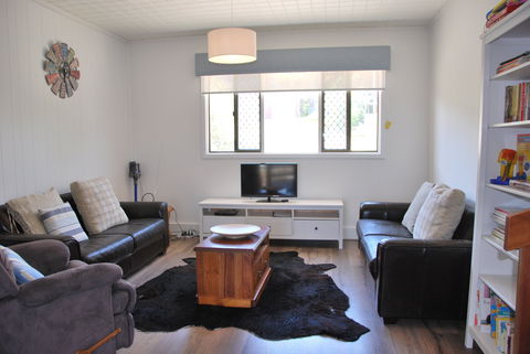 20 Elizabeth Crescent, Carrickalinga - Tourism Canberra 1