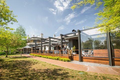 5 Rooms At The Stirling Hotel - Tourism Canberra 0