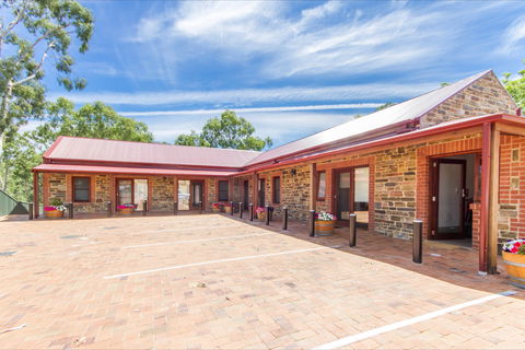 Adelaide Hills, Birdwood Motel - Tourism Canberra 0