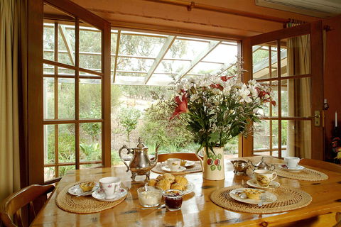 Amanda's Cottage 1899 - Tourism Canberra 1
