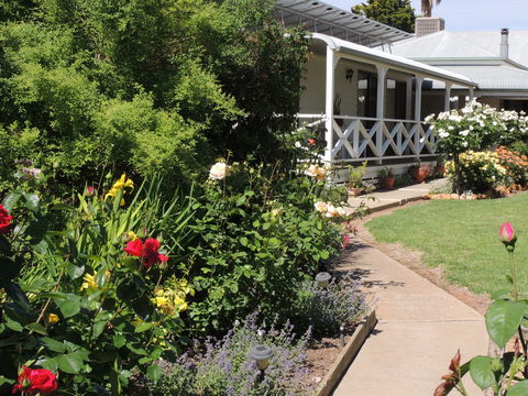 Burrabliss Bed And Breakfast - Tourism Canberra 0