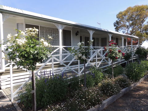 Burrabliss Bed And Breakfast - Tourism Canberra 1