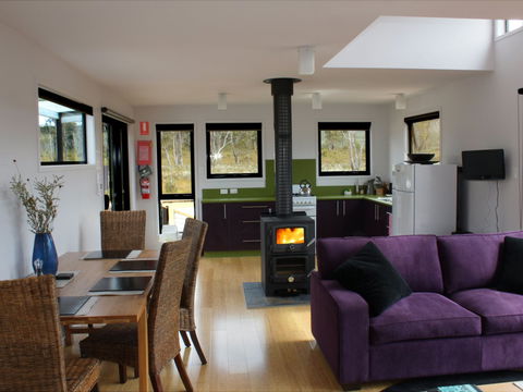 Buttongrass Retreat - Tourism Canberra 2