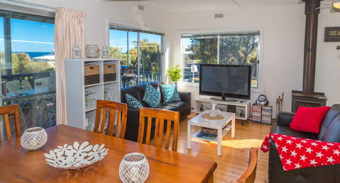 Carrickalinga SeaHaven - Tourism Canberra 1