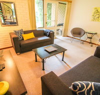 Cedar Holiday Units - Tourism Canberra