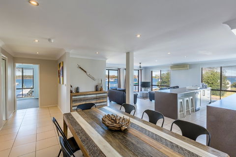 Iluka - Tourism Canberra 1
