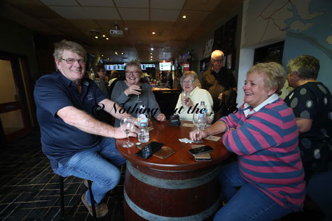 Meningie Hotel - Tourism Canberra 1
