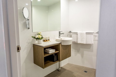 Pacific Hotel Brisbane - Tourism Canberra 2