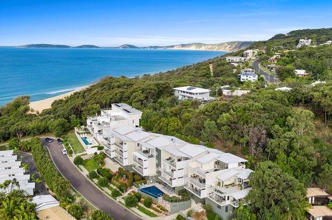 Rainbow Sea Resort - Tourism Canberra 0