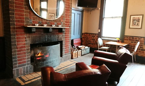 Royal Mail Hotel Braidwood - Tourism Canberra 2