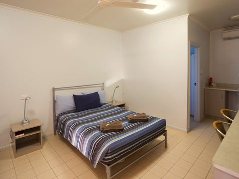 The Birdsville Hotel - Tourism Canberra 2