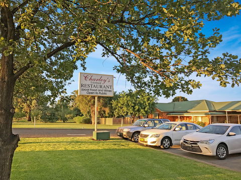 The Leeton Heritage Motor Inn - Tourism Canberra 1