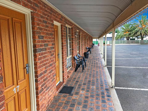 The Leeton Heritage Motor Inn - Tourism Canberra 2