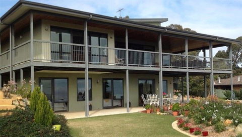 Tibooburra Bed & Breakfast Kalamunda - Tourism Canberra 0