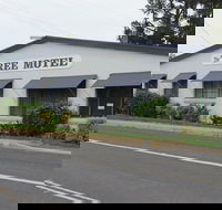 Tree Motel