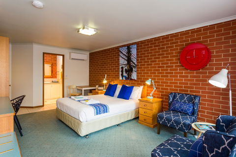 Yackandandah Motor Inn - Tourism Canberra 2