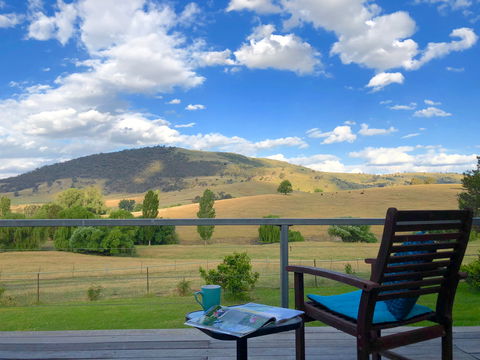 Adelong Valley Farm Stays - Moorallie Cottage - Tourism Canberra 0