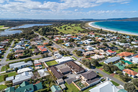 Albany Holiday Units - Tourism Canberra 2